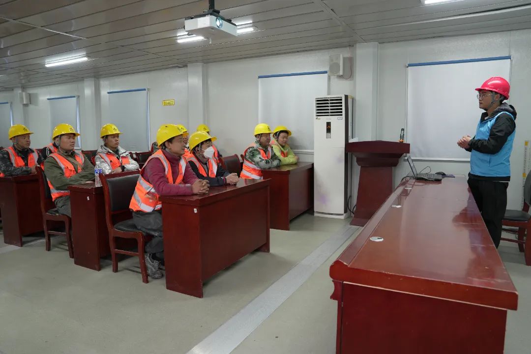 1745806091503013872.jpg 1745806091503013872.jpg